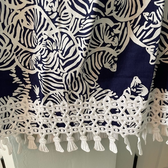 Lilly Pulitzer Thompson shift dress navy pattern - Picture 4 of 4